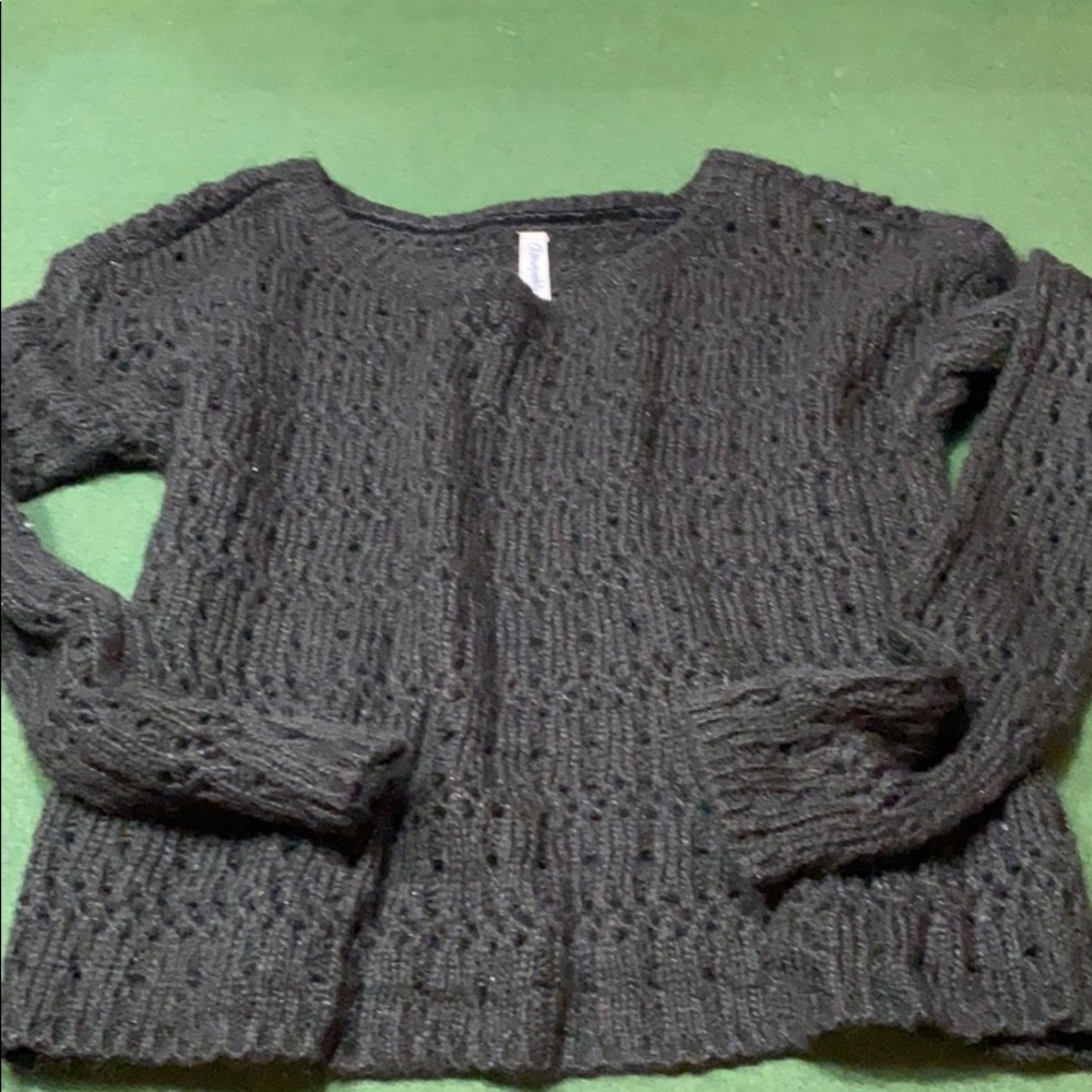 Aeropostale black sweater